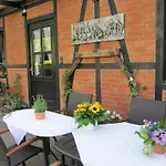 Altes Zollhaus Am Klinikum Hotel Lübeck