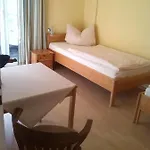 Hotel Altes Zollhaus Am Klinikum 3*