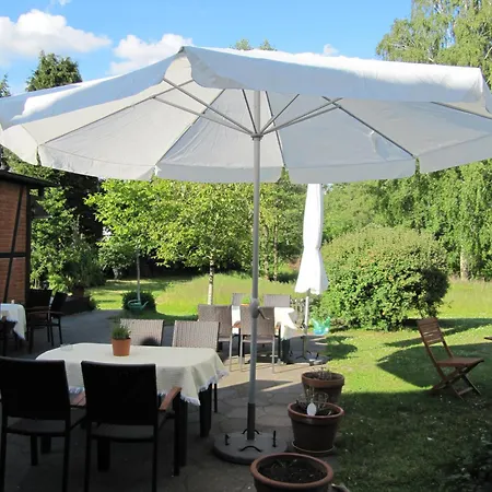 Hotel Altes Zollhaus Am Klinikum Lubeck