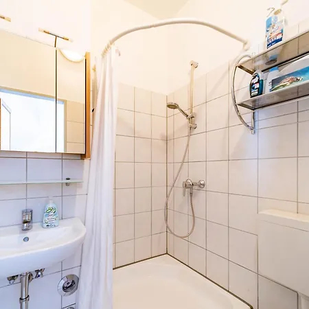 Hotel Altes Zollhaus Am Klinikum Lubeck