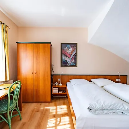 Hotel Altes Zollhaus Am Klinikum