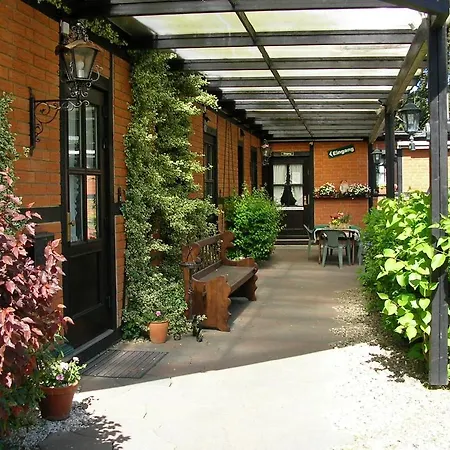 Hotel Altes Zollhaus Am Klinikum 3*