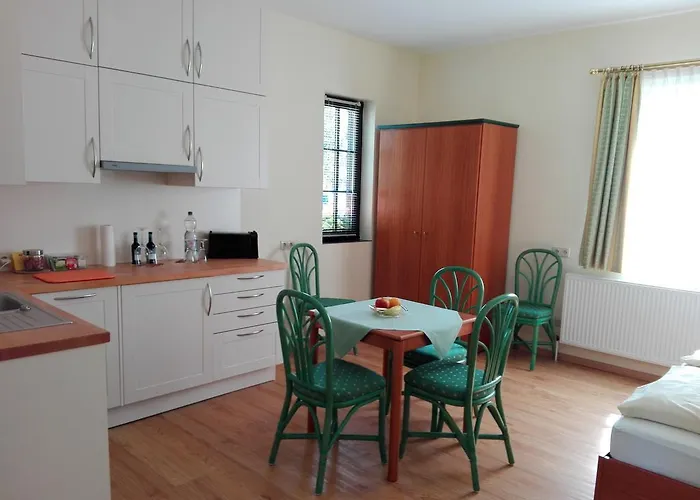 Altes Zollhaus Am Klinikum 3*