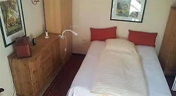 Hotel Altes Zollhaus Am Klinikum Lubeck