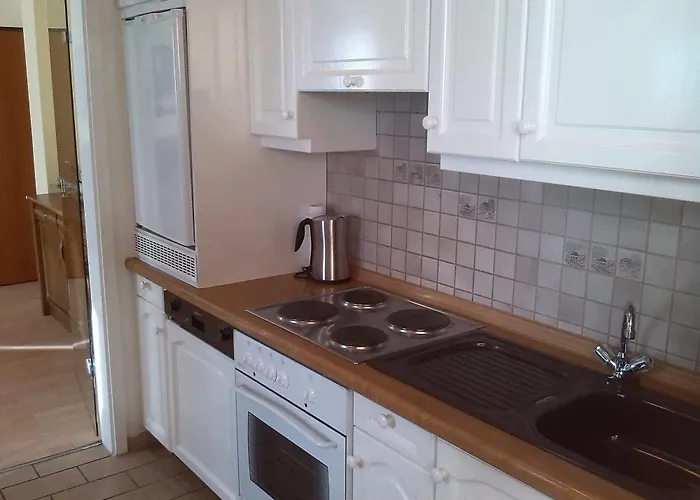 Hotel Altes Zollhaus Am Klinikum Lubeck